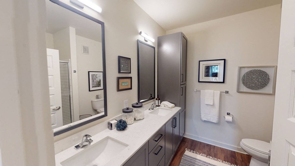 additional photo for property listing at chic digs with room to stretch out in the village 22 car at Walton Fayetteville, Georgia