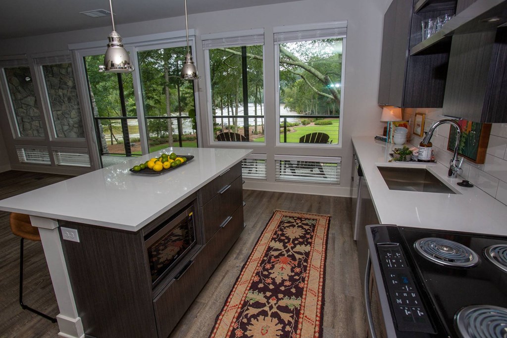 Chattahoochee Riverside Island Kitchens