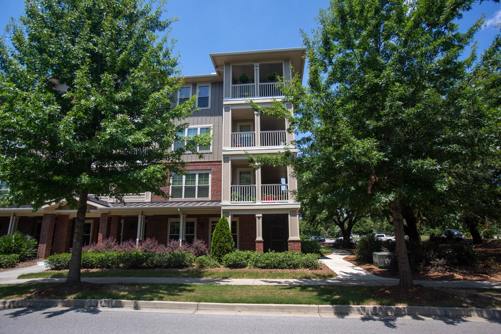 The Legacy at Walton Oaks Apartment Homes, Augusta GA Balconies