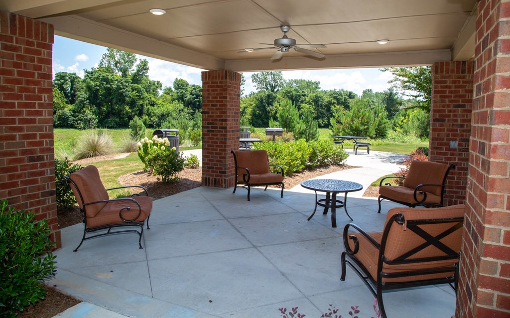 The Legacy at Walton Oaks Apartment Homes, Augusta GA Outdoor Seating