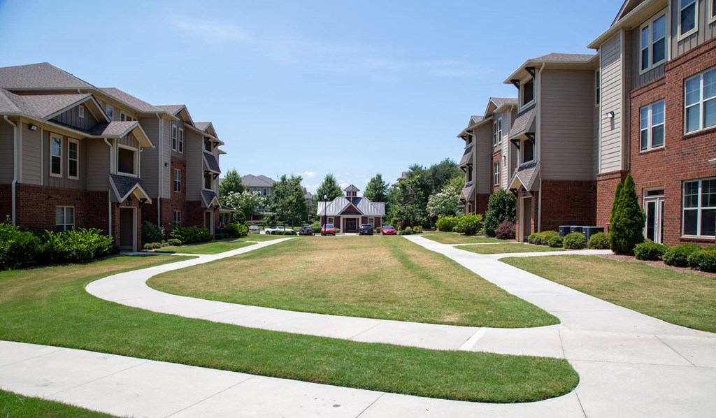 The Legacy at Walton Oaks Apartment Homes, Augusta GA Walking Loop