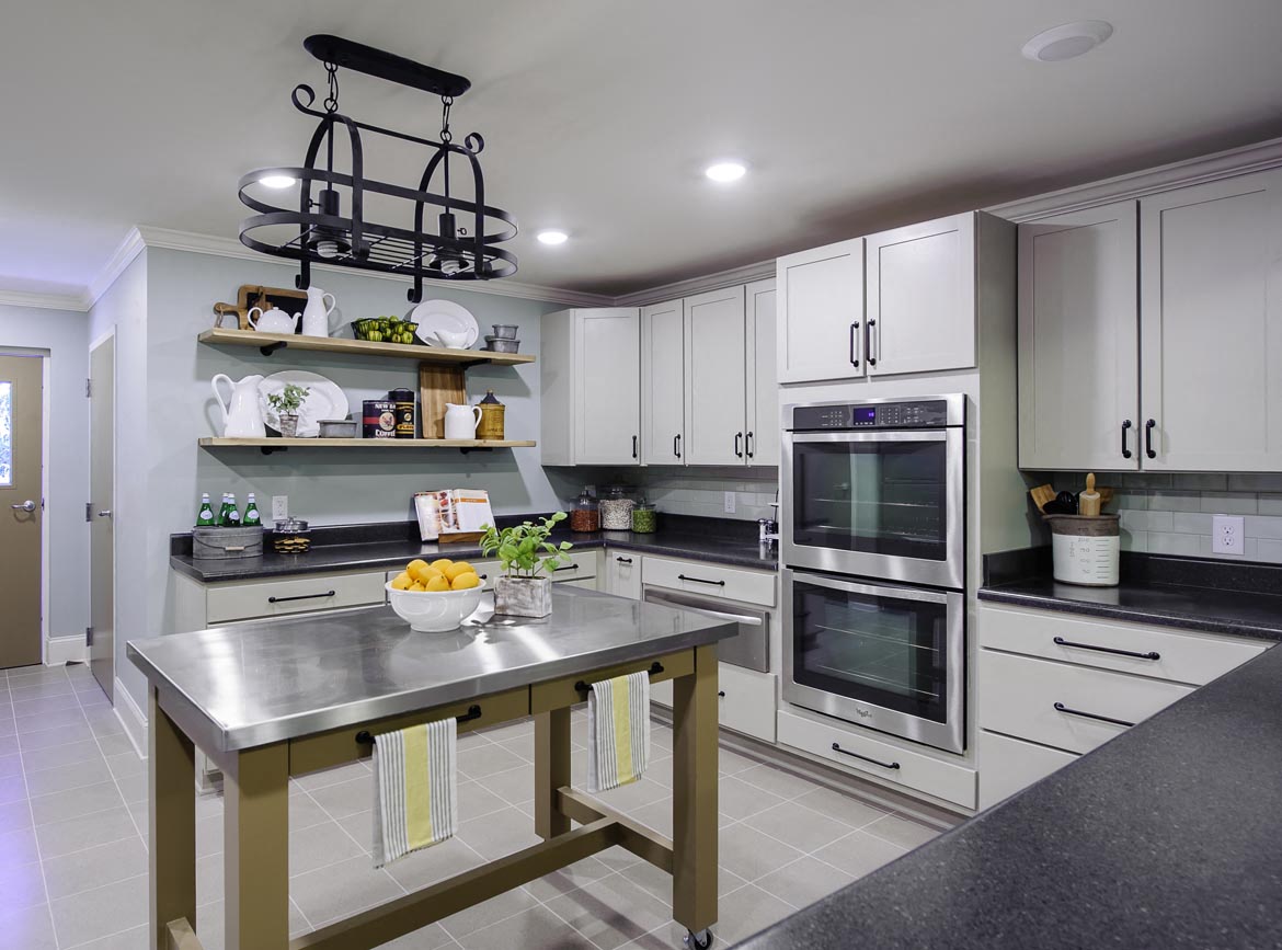 Walton Renaissance on Henderson