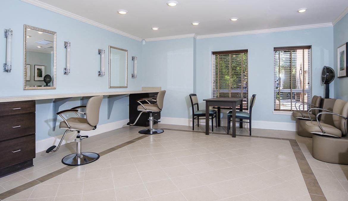 Walton Renaissance on Henderson Salon