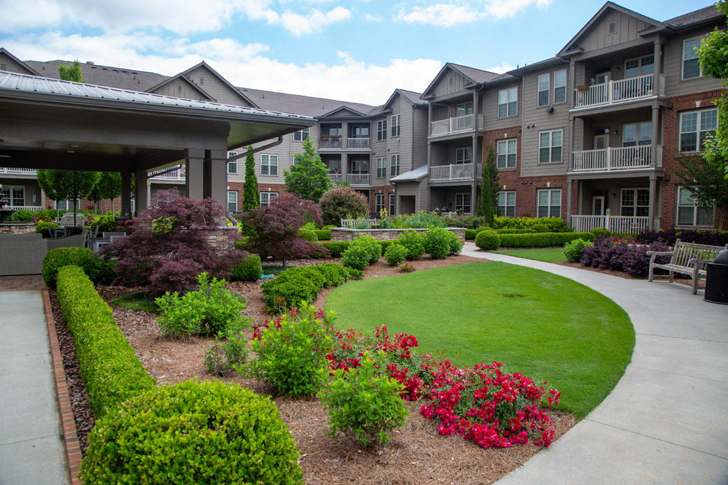 The Legacy at Walton Bluegrass Courtyard