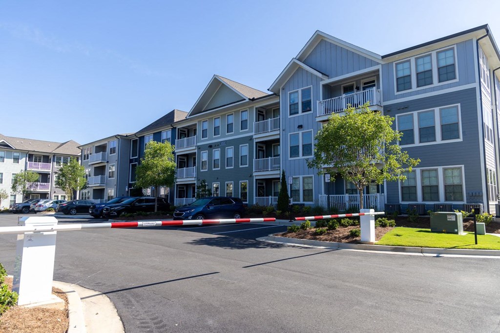 Elegant Exterior View at Walton Fayetteville, Fayetteville, GA, 30214 private parking