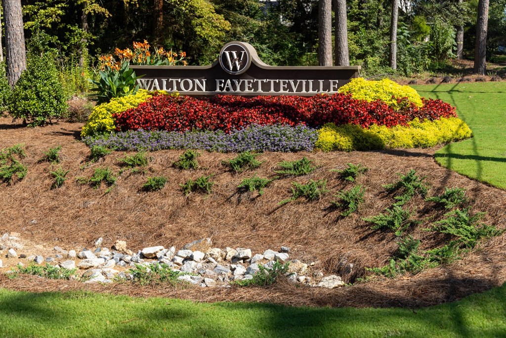 Walton Fayetteville community sign