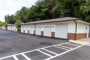 The Legacy at Walton Kennesaw Mountain active adult community in Cobb County, GA garages for rent