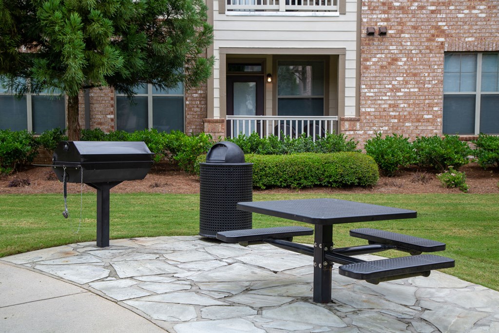 Walton Lakes, Camp Creek Parkway Picnic Area