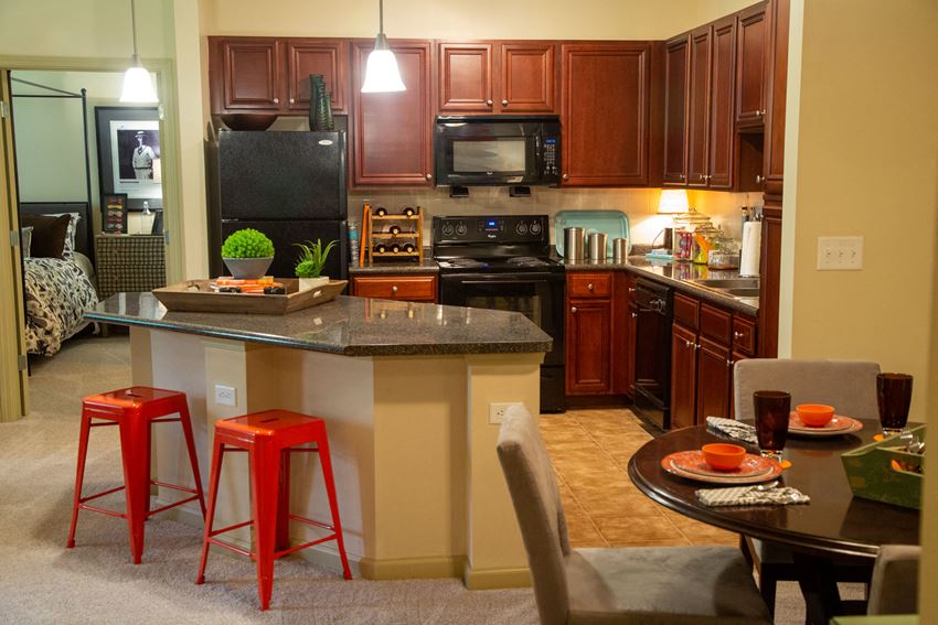 Walton Lakes Apartments, 4687 Camp Creek Pkwy, Atlanta, GA RentCafe