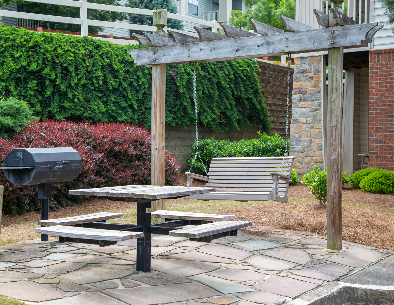 Walton Ridenour Grill and Picnic Area