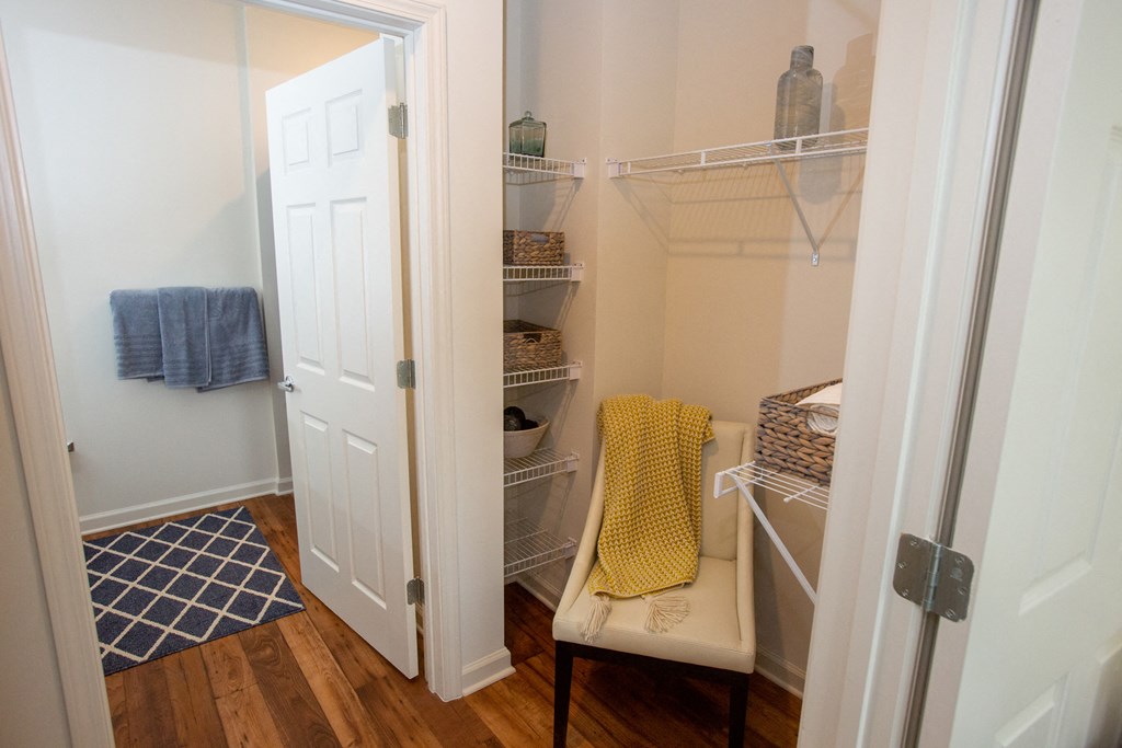 Walton Ridge Walk-in  Closets