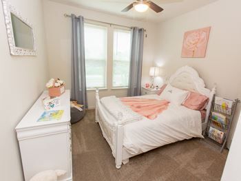 Walton Ridge Apartment Homes Bedroom