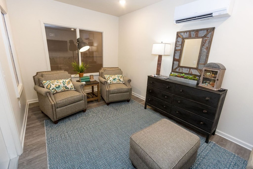 sitting room walton trail Villa, Rica GA