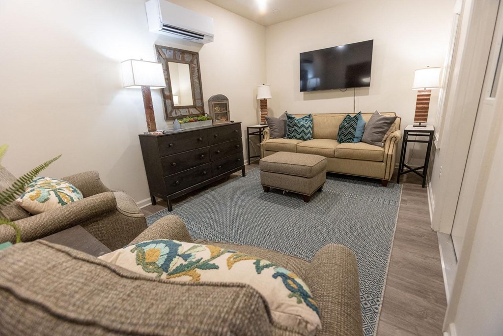 sitting room walton trail Villa, Rica GA