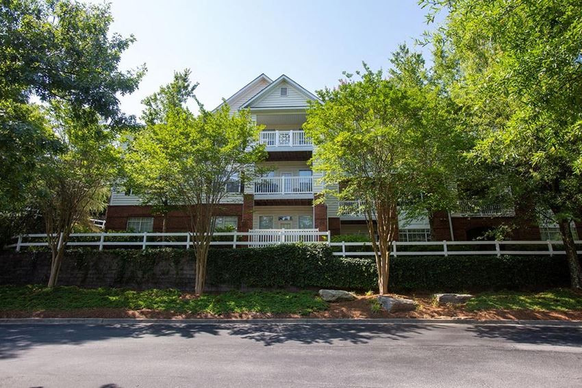 Walton Vinings Apartments, 4949 Oakdale Rd., Smyrna, GA RentCafe