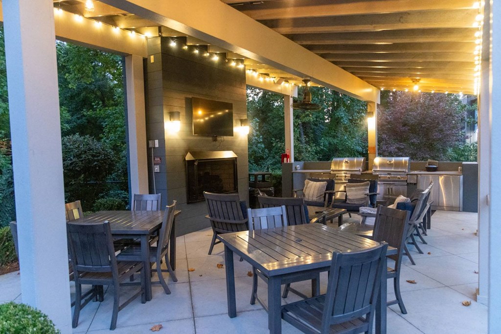 Woodstock West by Walton Community Room cooking station cabana