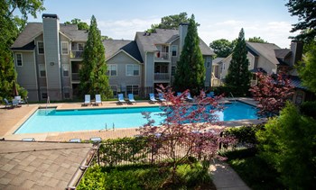 Walton at Columns Dr, East Cobb Marietta Swimming Pool - Photo Gallery 2