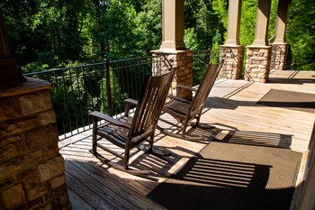 Walton at Columns Dr, East Cobb Marietta - Photo Gallery 4