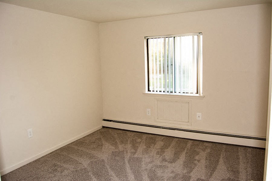 Picture Windows at Brookwood at Ridge, Ridge, New York