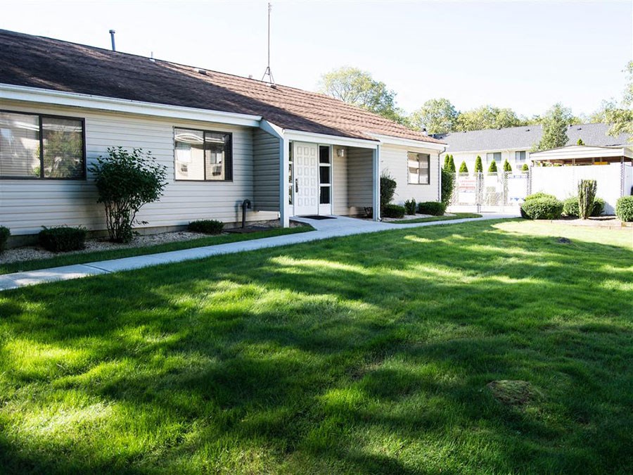 Exterior of Office at Brookwood at Ridge, Ridge, 11961
