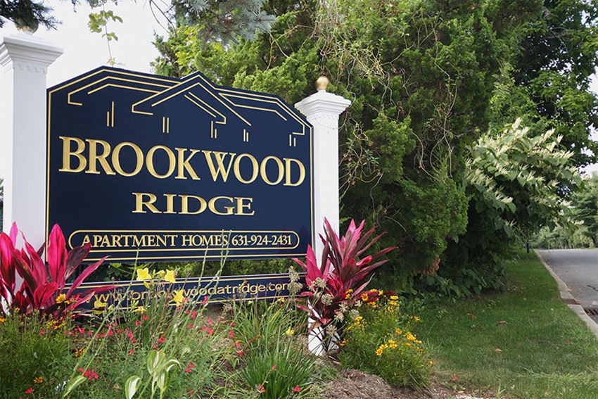Property Signage at Brookwood at Ridge, New York - Photo Gallery 1