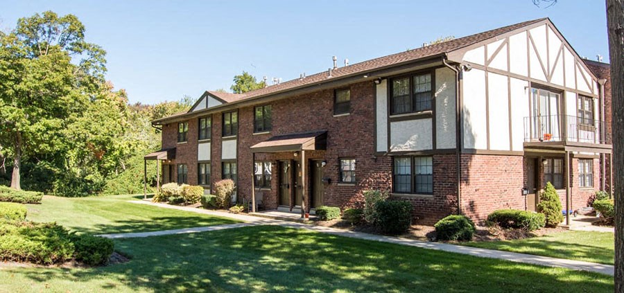 Property Exterior at Brookwood at Islip, Islip, 11751