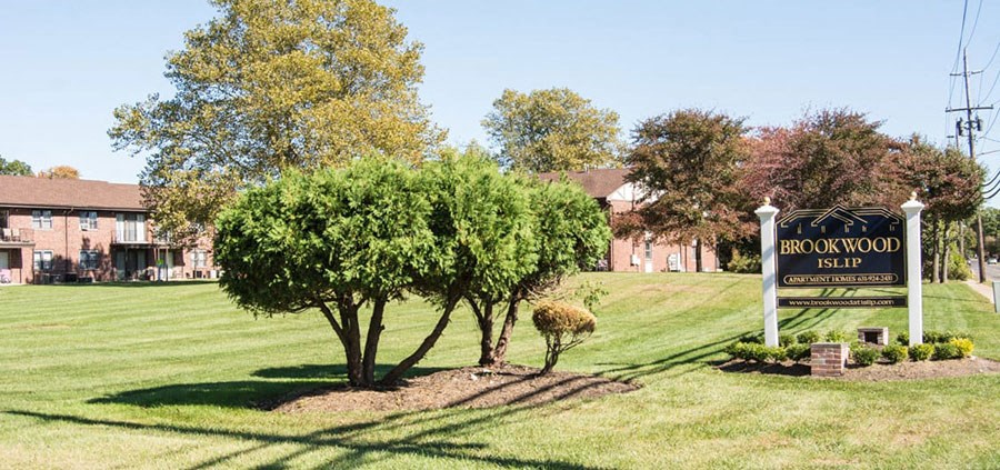 Property Signage at Brookwood at Islip, New York
