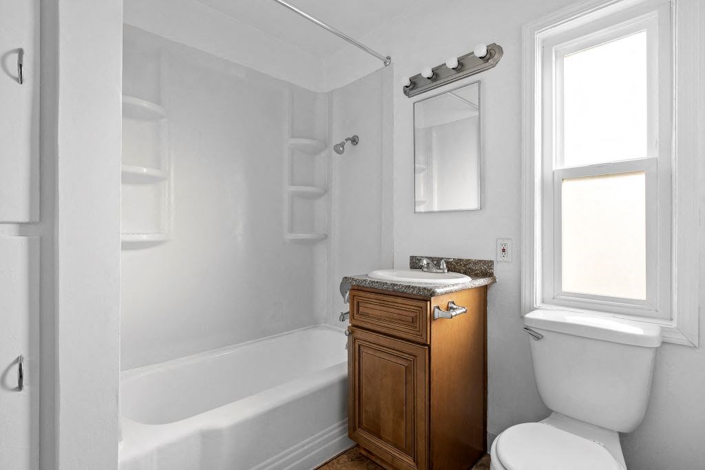 Luxurious Bathroom at Gloria Homes Apartments, Los Angeles, CA, 90016