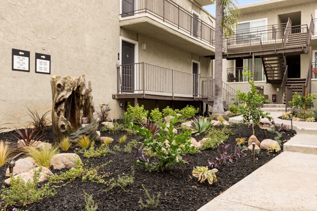 Landscaping in Courtyards at Brookside Terrace Apartments, Encino, CA 91316