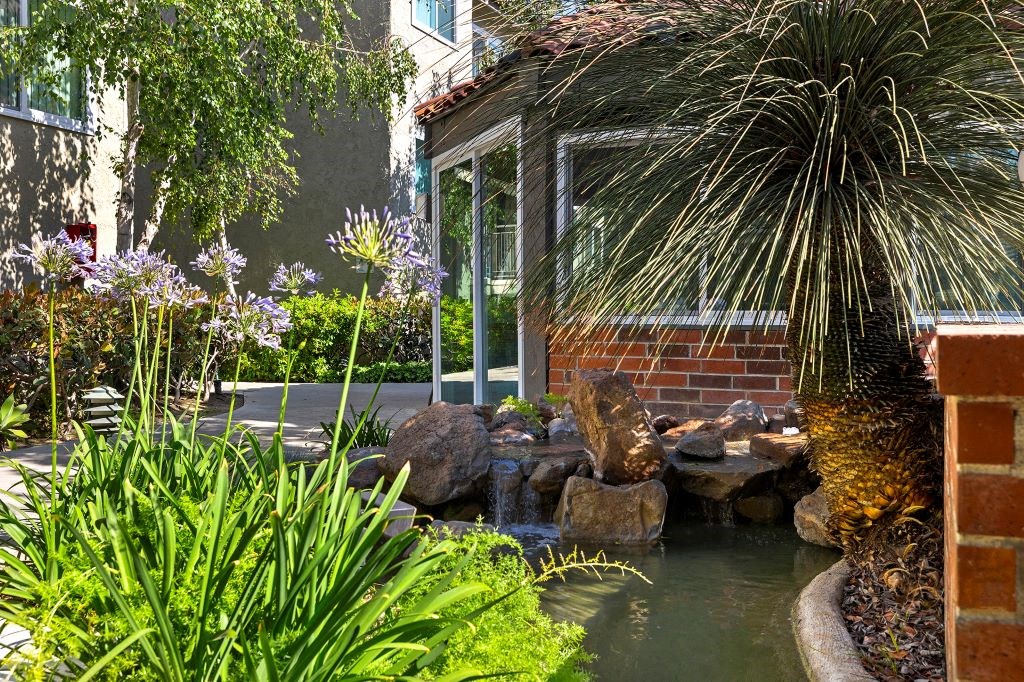 Landscaping at Brookside Terrace Apartments, Encino