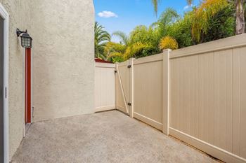 Backyard at Parkway Plaza Apartments, California, 90230