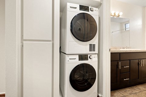 Topanga Terrace Apartments