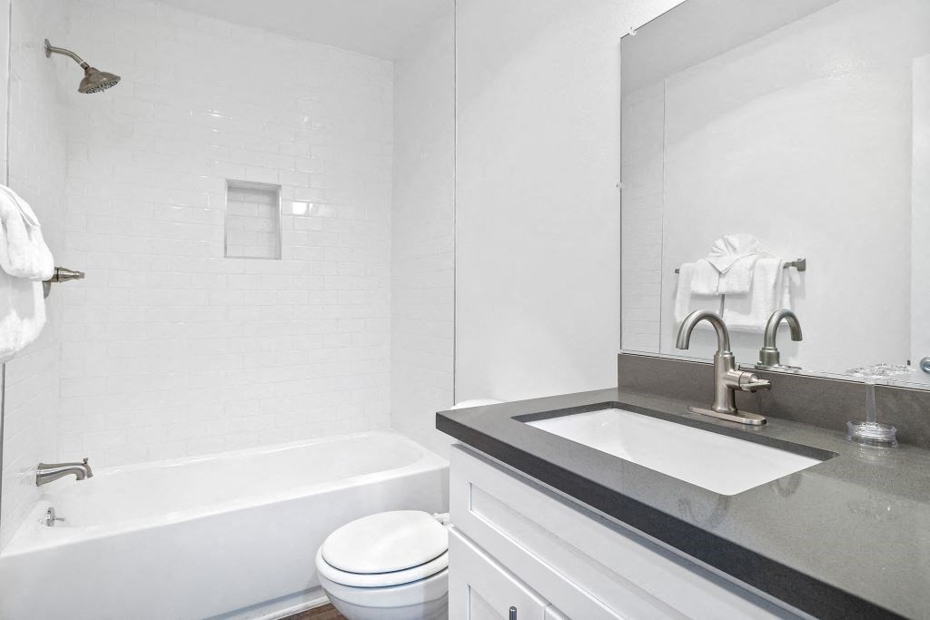 Bathroom With Bathtub at Brookside Terrace Apartments, Encino, 91316