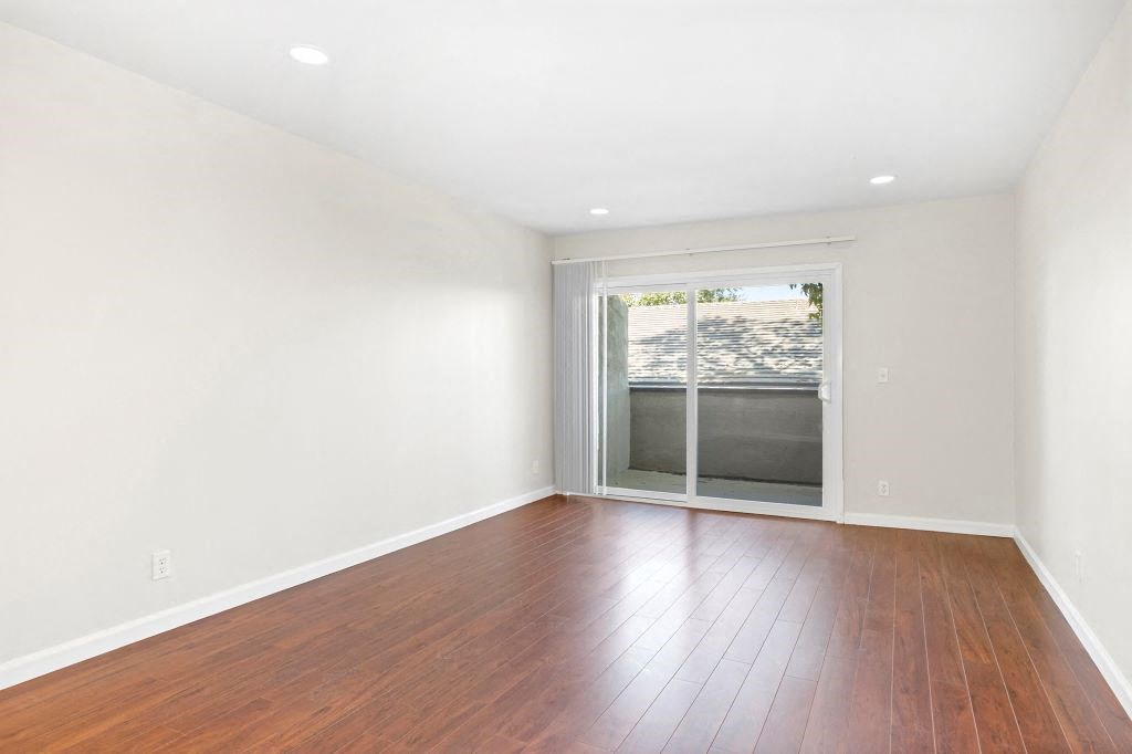 Living Room at The Meadows at Westlake Village Apartments,California