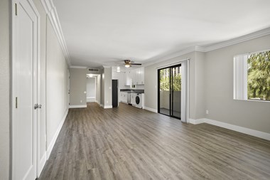 13220 Riverside Drive Studio Apartment for Rent Photo Gallery 1