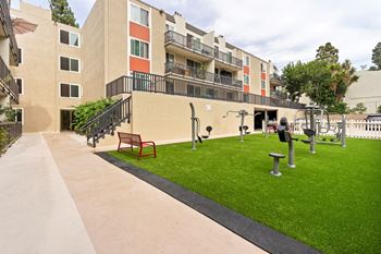 Fitness Area at Parkway Plaza Apartments, Culver City, CA
