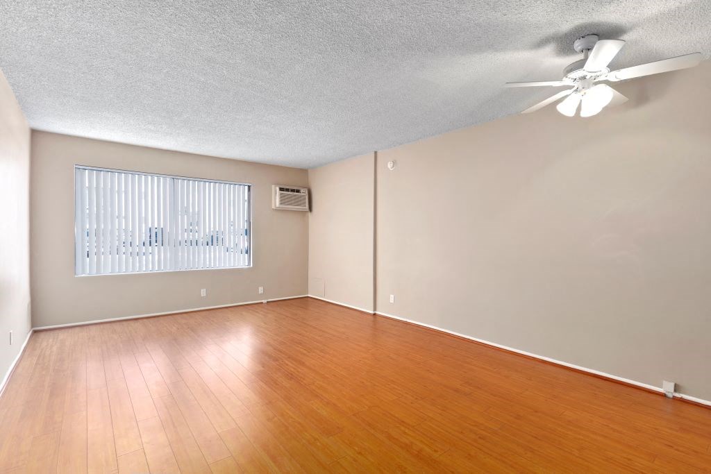 Ceiling Fan at Parkview Terrace Apartments, Sherman Oaks, CA