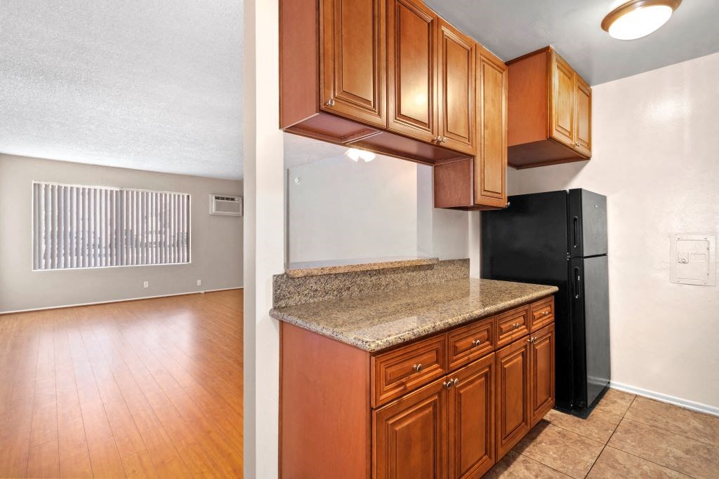 Kitchen with Granite Counter Tops at Parkview Terrace Apartments, Sherman Oaks, CA