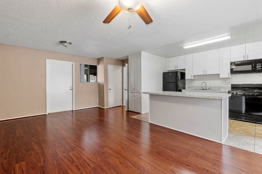 Apartments in Newbury Park, CA dining area