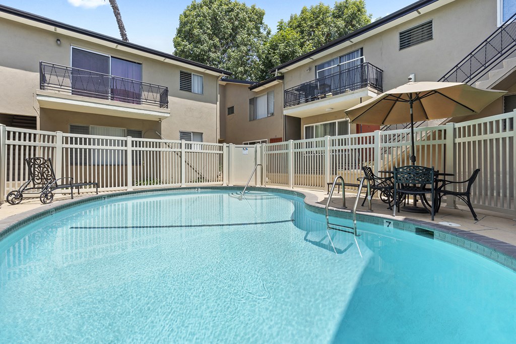 Los Angeles Apts. Pool