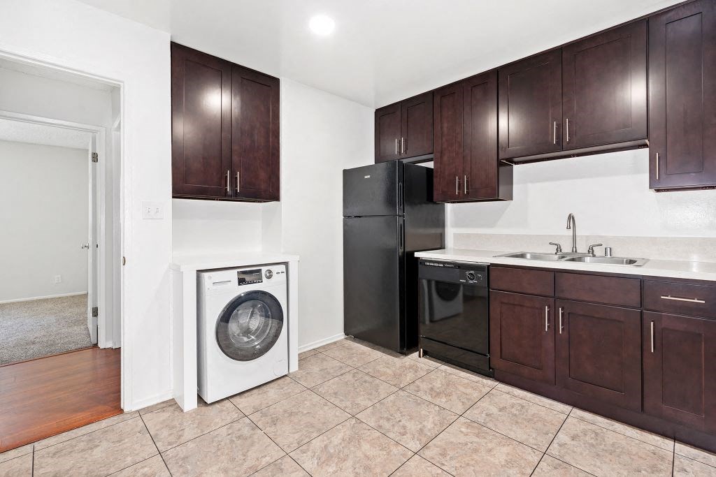 Washer and dryer combo at Parthenia Terrace Apartments, California, 91304