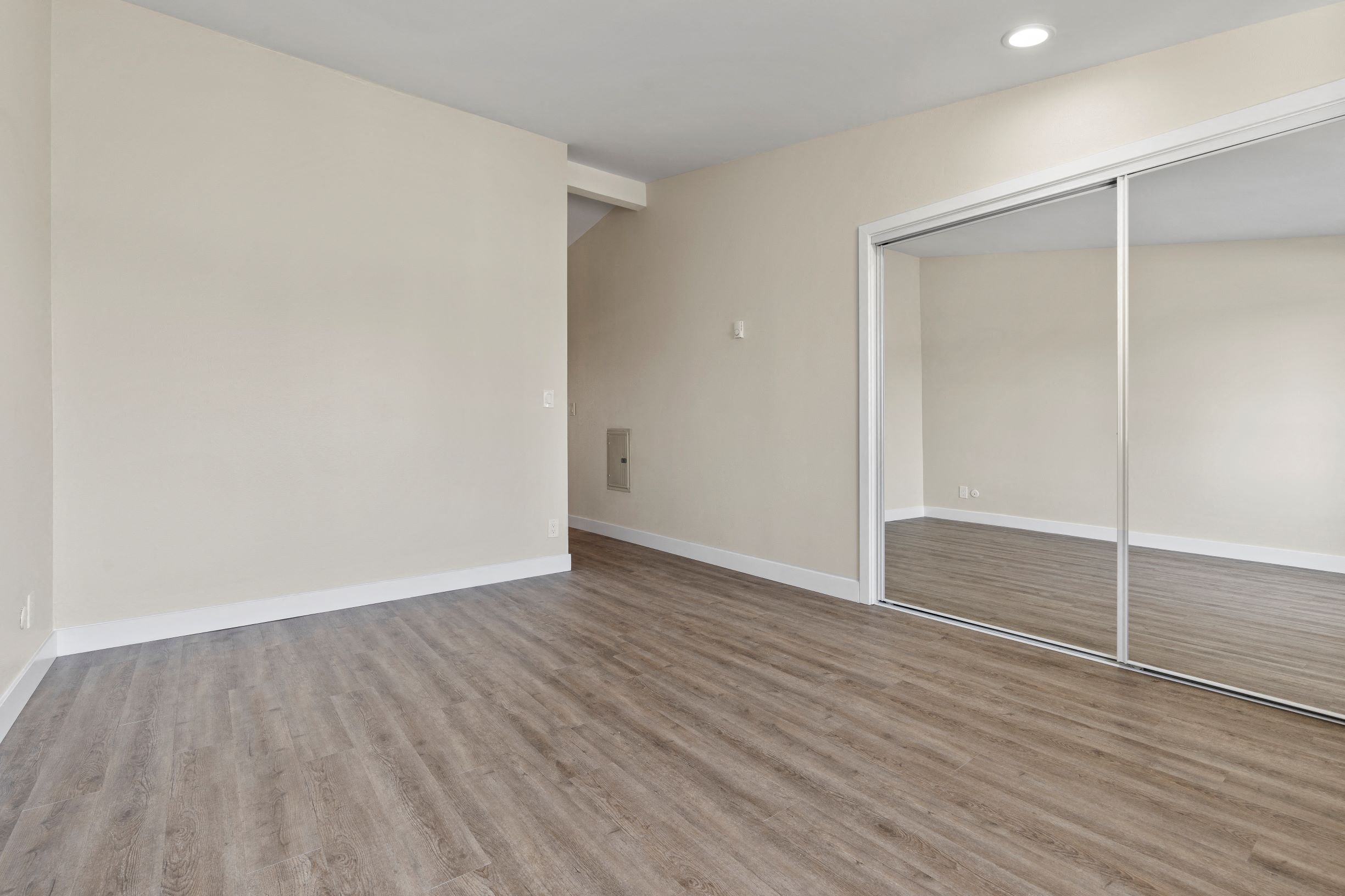 Culver City Apartments Closets