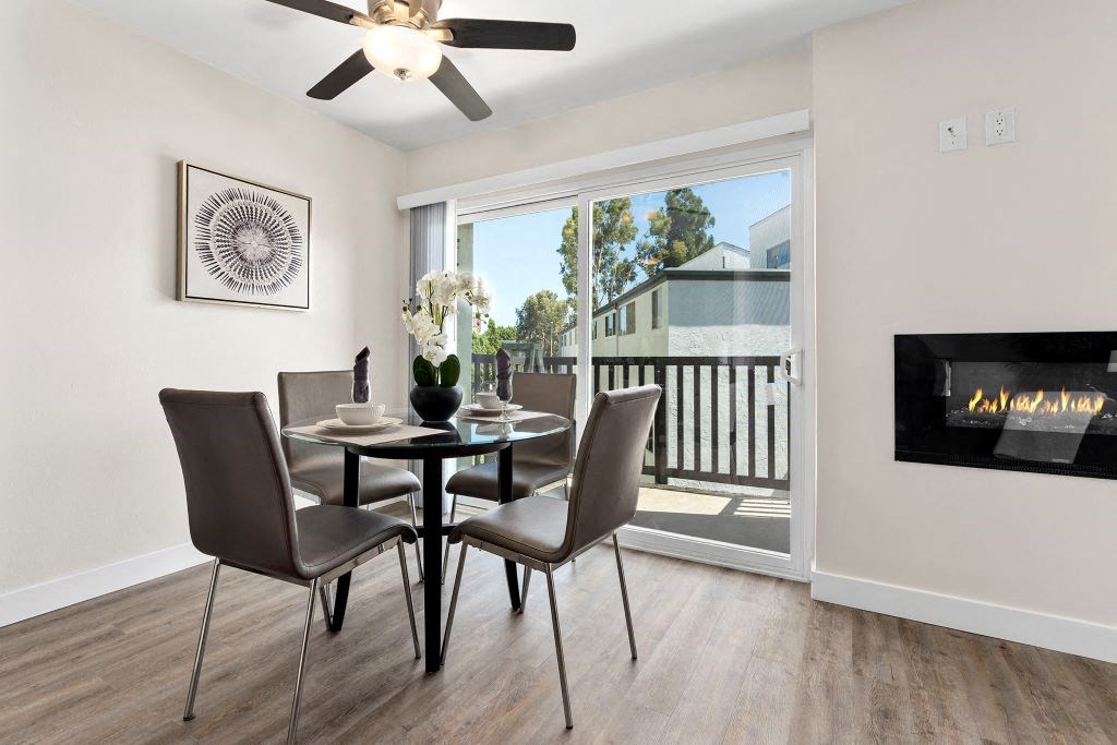 Apartment for Rent in Culver City  Dining Nook