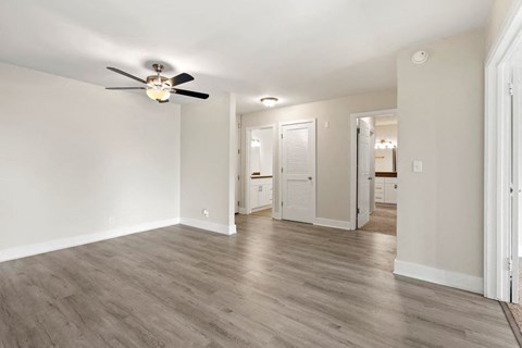Ceiling Fan at Parkway Plaza Apartments, California, 90230