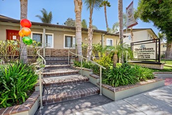 Gloria Homes Leasing Office - Photo Gallery 2