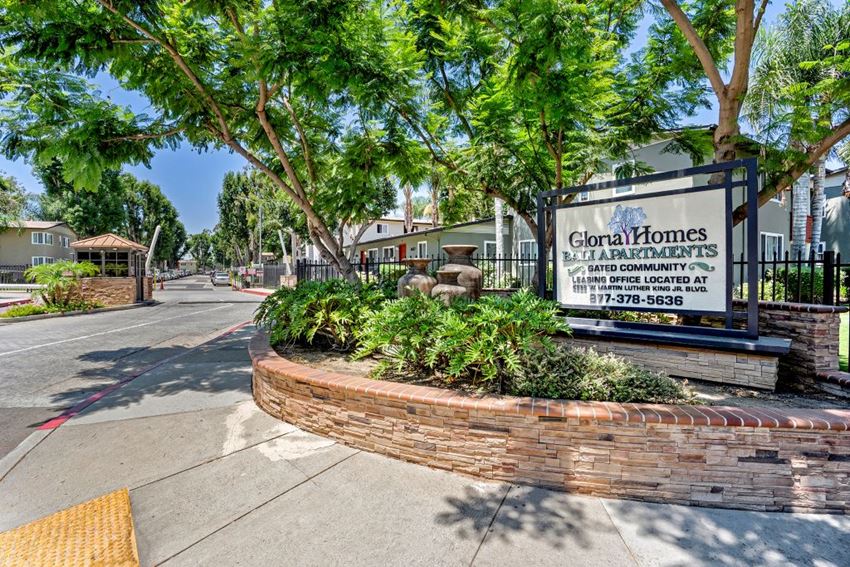 Gloria Homes Apartments Sign - Photo Gallery 1