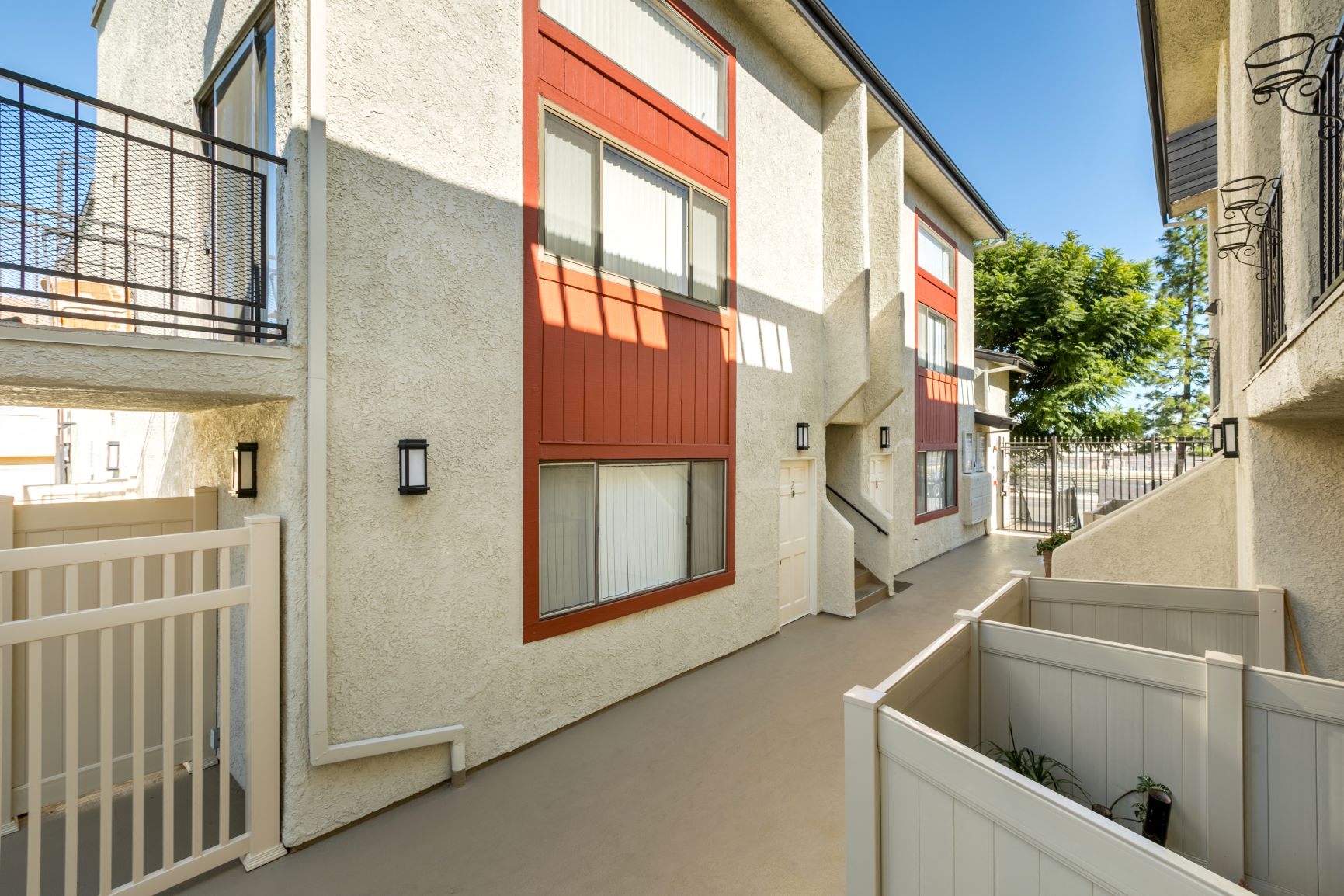 Chatsworth Apartment Buildings