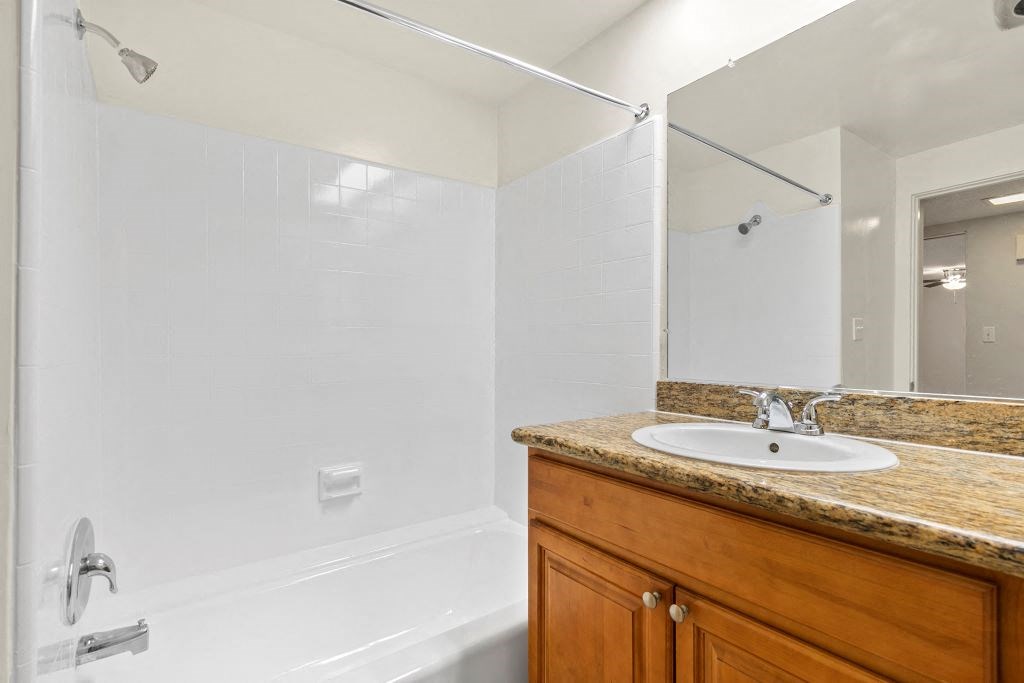 Krystal Terrace Apartments in Sherman Oaks, CA bathroom shower