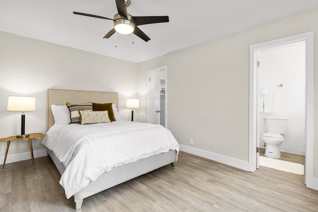 Spacious Bedroom with Bathroom and Closet at Kling Trio Apartments, Valley Village, CA, 91607