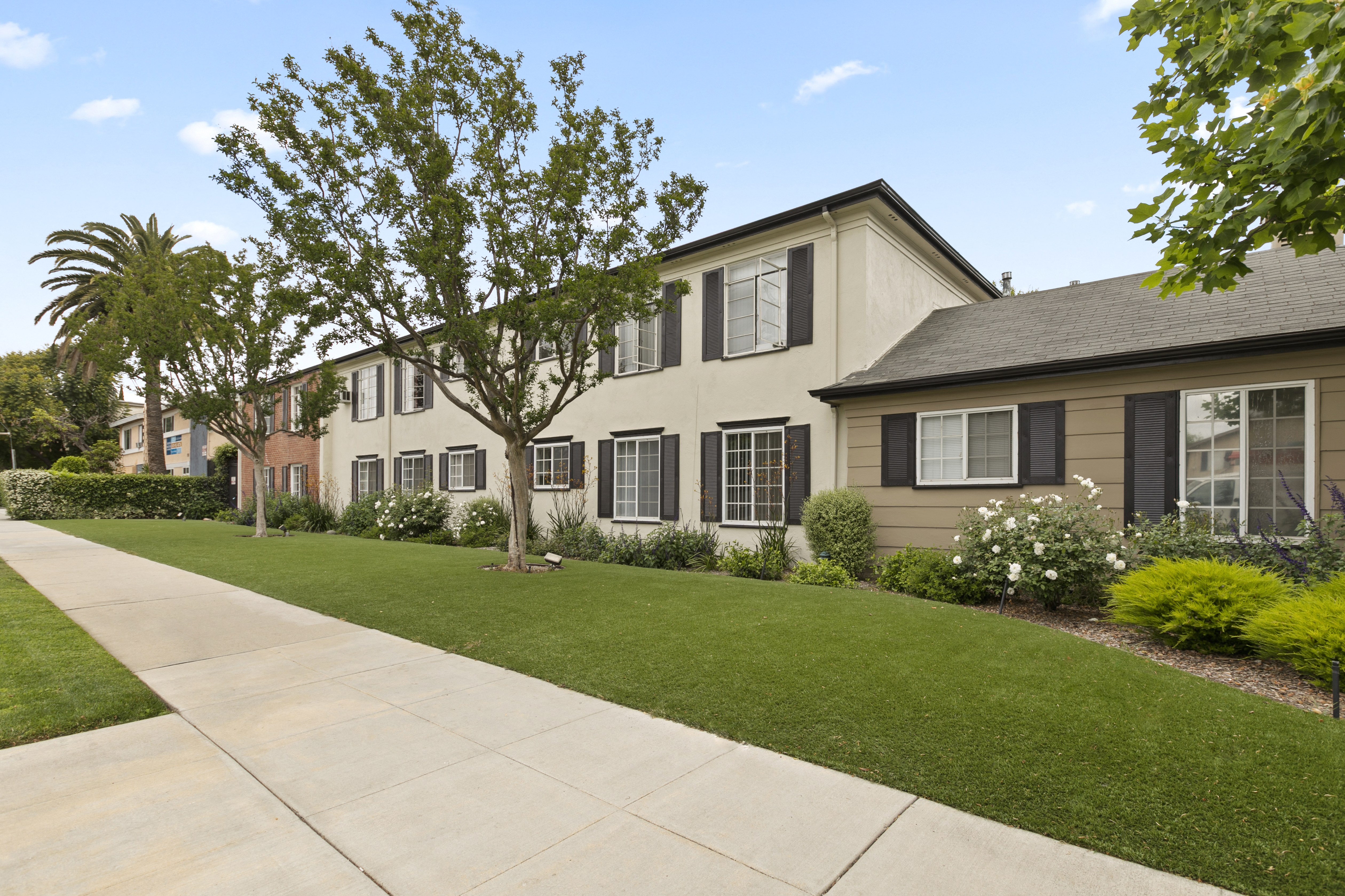 Van Nuys Apartments Colonial Manor Photo Gallery